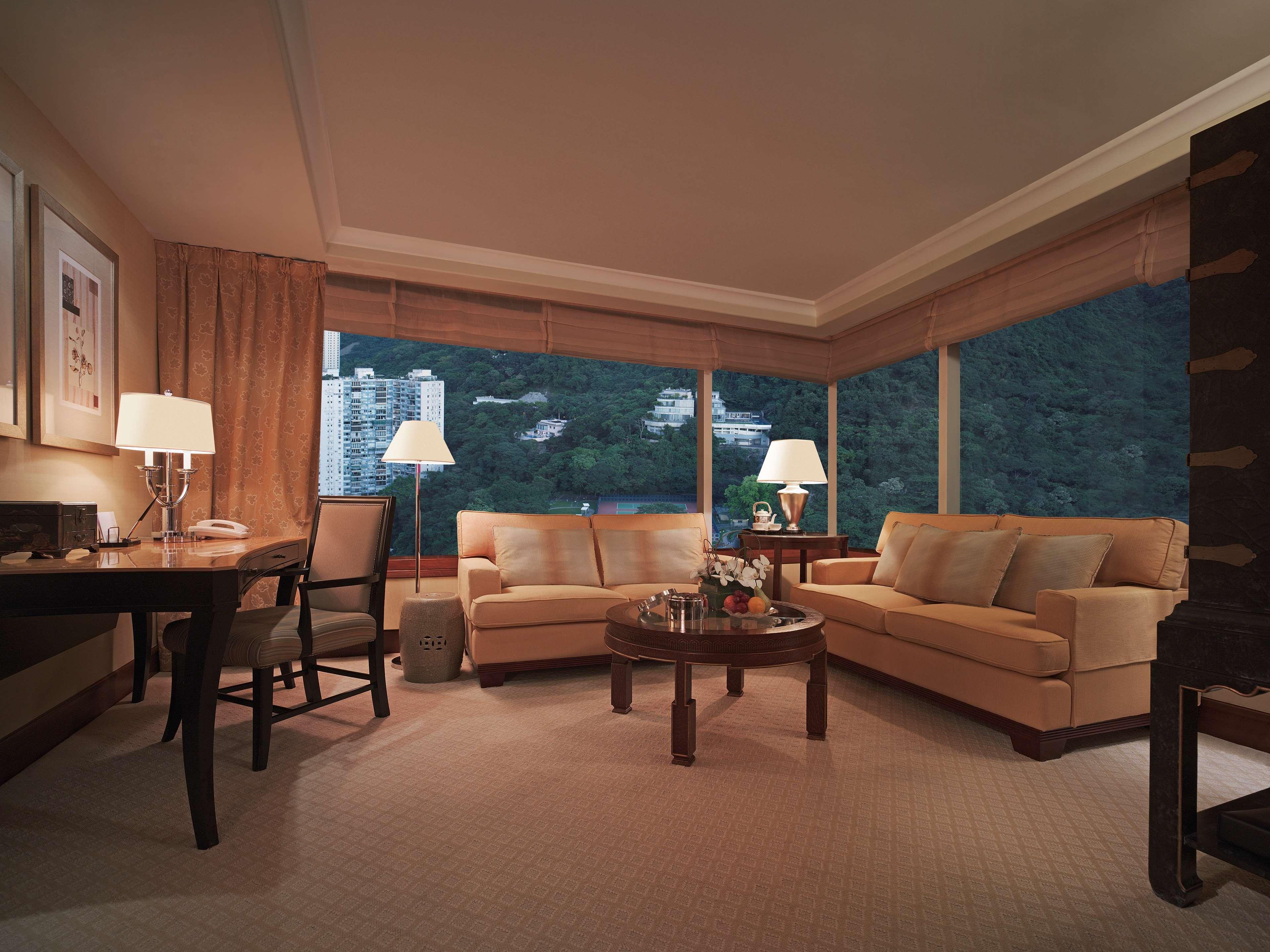 Conrad Hong Kong Otel Oda fotoğraf